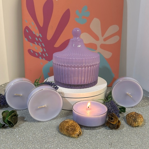 LAVENDER POWDER ROOM, SCENT UNLEASHED LLC, LUXURY HAND POURED SCENTED CANDLES! - Picture 1 of 10